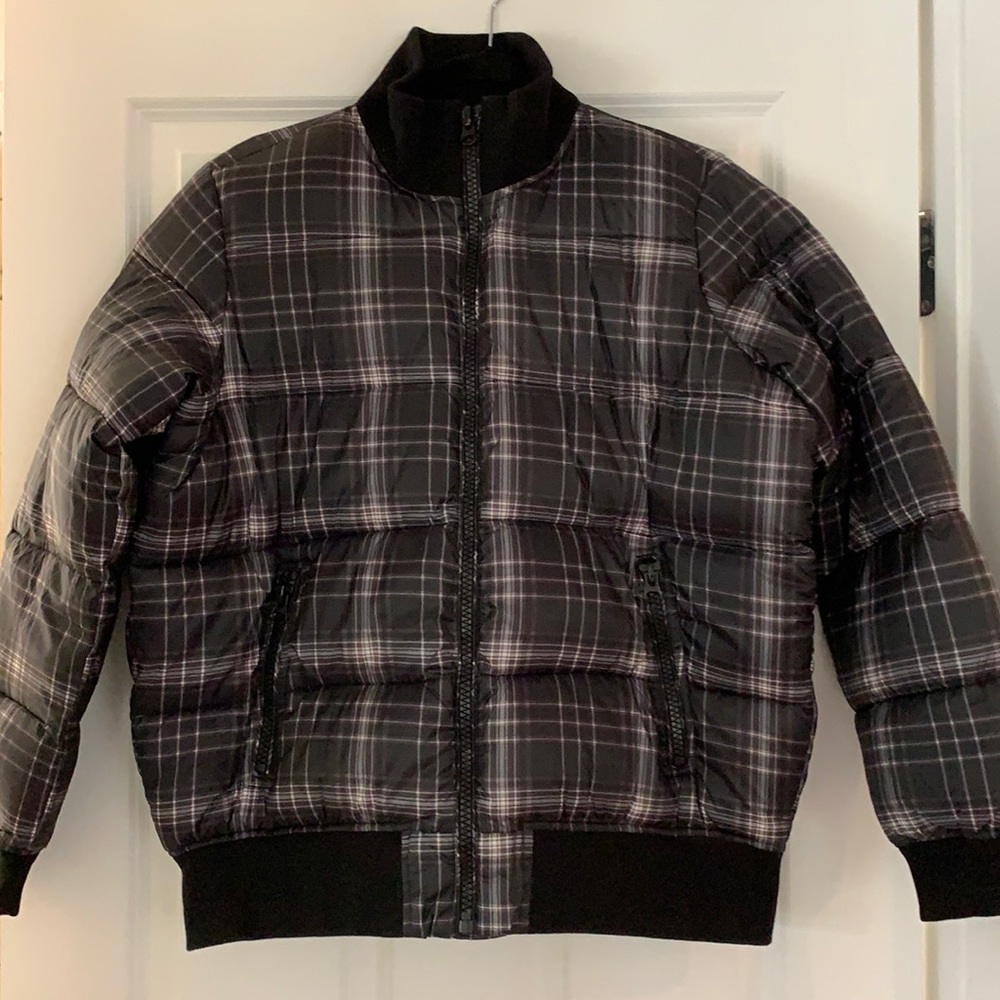 Gap black plaid puffer jacket